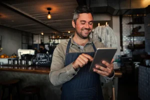 worker using tablet to view imapping